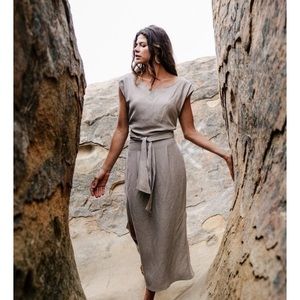 Ozma La Piedra dress in Slate Silk Linen